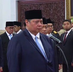 Airlangga Salip Para Menteri Punya Mobil 'Maung' Duluan