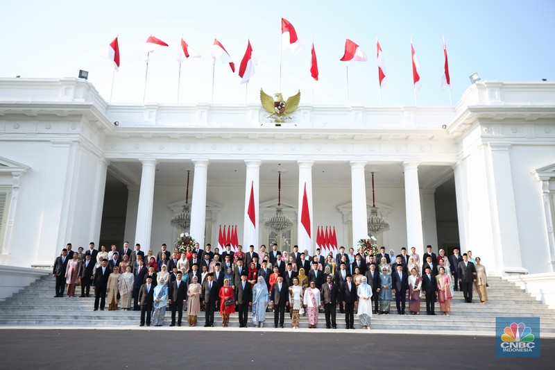 Pelantikan Wakil Menteri Kabinet Merah Putih Masa Jabatan 2024-2029 di Istana Negara, Jakarta, Senin (21/10/2024). (CNBC Indonesia/Tri Susilo)