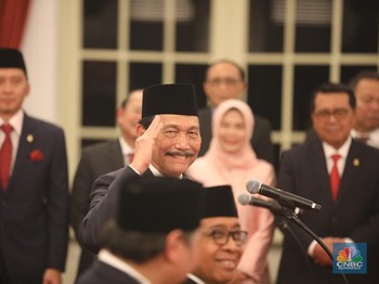 Kembali Dipercaya! Luhut Dapat 2 Jabatan Penting di Era Prabowo