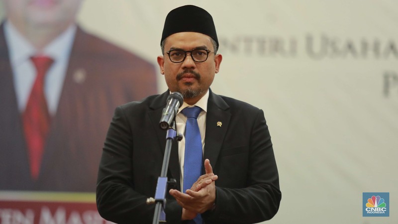 Menteri UMKM Maman Abdurrahman saat acara Serah terima jabatan dan pisah sambut kementerian Koperasi-UMKM Teten Masduki menteri periode 2019-2024 dengan Maman Abdurrahman Setiadi periode 2024-2029, di Gedung Smesco Kementerian UMKM, Jakarta, Senin (21/10/2024). (CNBC Indonesia/Muhammad Sabki) Menteri UMKM Maman Abdurrahman saat acara Serah terima jabatan dan pisah sambut kementerian Koperasi-UMKM Teten Masduki menteri periode 2019-2024 dengan Maman Abdurrahman Setiadi periode 2024-2029, di Gedung Smesco Kementerian UMKM, Jakarta, Senin (21/10/2024). (CNBC Indonesia/Muhammad Sabki)