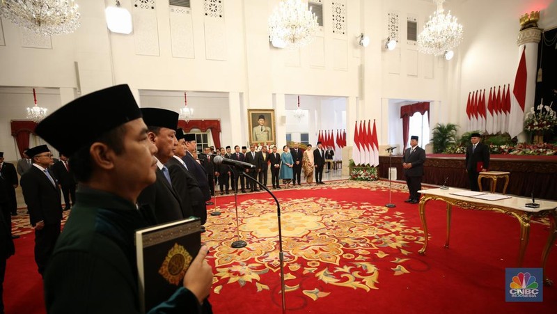 Pelantikan Menteri Kabinet Merah Putih Masa Jabatan 2024-2029, Istana Negara, Jakarta, Senin (21/10/2024). (CNBC Indonesia/Tri Susilo)