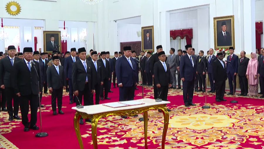 Pelantikan Menteri Kabinet Merah Putih Masa Jabatan 2024-2029, Istana Negara, Jakarta, Senin (21/10/2024). (Tangkapan Layar Youtube Sekretariat Presiden)