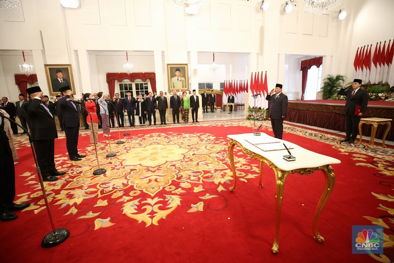 Pelantikan Wakil Menteri Kabinet Merah Putih Masa Jabatan 2024-2029 di Istana Negara, Jakarta, Senin (21/10/2024). (CNBC Indonesia/Tri Susilo)