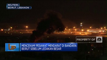 Video: Pesawat Mendarat di Bandara Beirut Sebelum Ledakan Besar
