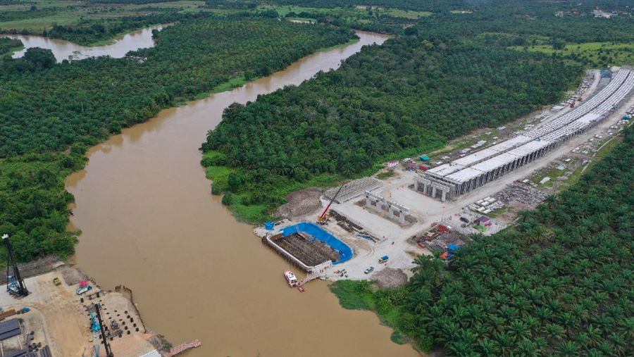 PT Hutama Karya Infrastruktur (HKI) terus melanjutkan pengerjaan proyek Jalan Tol Trans Sumatera (JTTS), termasuk Ruas Rengat-Pekanbaru seksi Lingkar Pekanbaru sepanjang 30,57 km. (Dok.Hutama Karya)