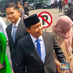 Dilantik Jadi Menteri Kehutanan, Raja Juli 'Dikawal' Kaesang Pangarep