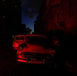 Potret 'Kiamat Listrik' Melanda Negara, Jutaan Warga Gelap-gelapan
