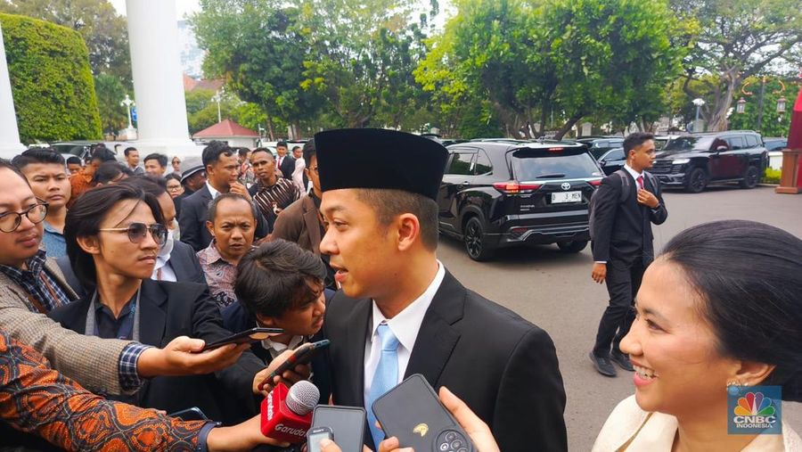 Taufik Hidayat. (վ/Emir)
