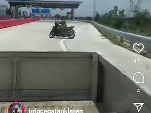 Viral Pemotor Nyelonong Masuk Tol Jogja-Solo di GT Polanharjo Klaten