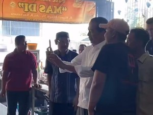 Jokowi Makan Sate Bareng Iriana di Kartasura, Karyawan: Seperti Tamu Biasa