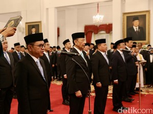 Prabowo Lantik Penasihat Khusus hingga Staf Khusus, Begini Tugas-tugasnya