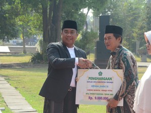 Peringati Hari Santri, Pemkab Sidoarjo Beri Penghargaan Santri Berprestasi