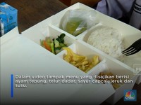 Perdana sebagai Wapres, Gibran Bagi-bagi Makan Bergizi Gratis