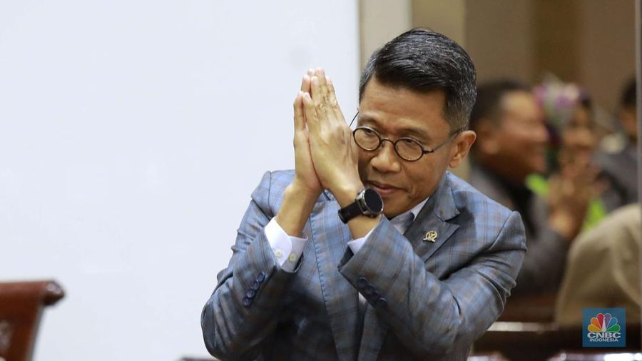 Politikus Partai Golkar yang juga anggota DPR RI Mukhamad Misbakhun terpilih sebagai ketua komisi XI DPR RI periode 2024-2029 di Gedung Nusantara 1, DPR RI, Jakarta, Selasa, (22/10/2024). (վ/Muhammad Sabki)