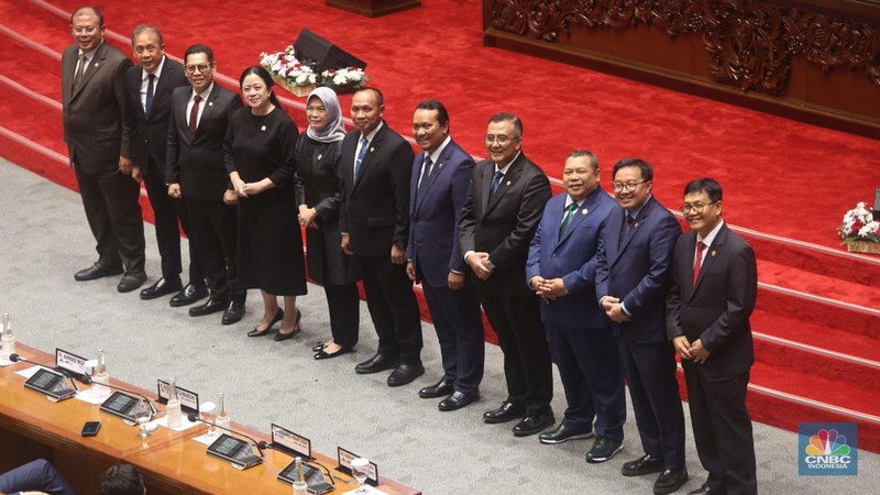 Rapat Paripurna DPR Mitra Kerja Komis I hingga Komisi XIII. (CNBC Indonesia/Muhammad Sabki)