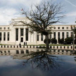 Kado Akhir Tahun, The Fed Bakal Pangkas Suku Bunga pada 18 Desember