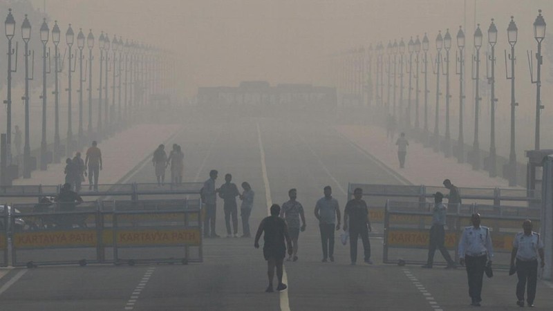 Kabut asap pagi di New Delhi, India, Rabu (23/10/2024). (REUTERS/Anushree Fadnavis)