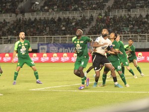Persebaya Surabaya Vs PSM Makassar: Duel Tim Payah Bola Mati
