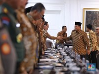 Simak! 2 Arahan Penting Prabowo Untuk Kantor Bahlil