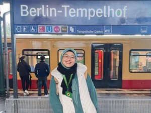 Penyandang Disabilitas dan Bunga Matahari di Berlin