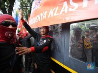 Sejarah Kelam & Cerita Pahit Dibalik Hari Buruh 1 Mei