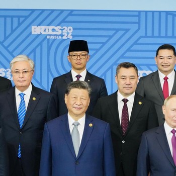 Potret Menlu Sugiono Tampil di Atas Putin-Xi Jinping dalam KTT BRICS