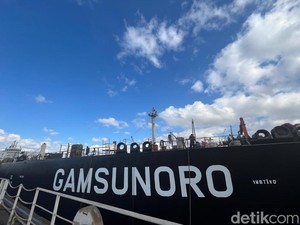 Kabar Baik, Kapal Pertamina Berhasil Tembus Selat Hormuz