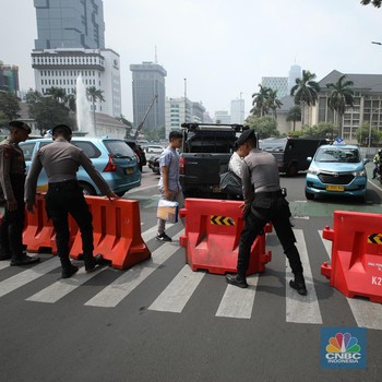 Awas Kena Macet! Kawasan Patung Kuda Ditutup Sementara, Ada Demo Buruh