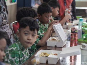 Makan Bergizi Gratis Ada di Bawah Badan Gizi Nasional, Kemendikdasmen Jadi Mitra