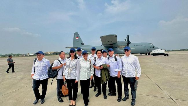 Ramai-Ramai Menteri Prabowo Naik Hercules Buat Retreat di Magelang