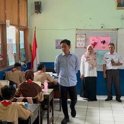 Gibran Curhat Ditagih Orang Kapan Makan Bergizi Gratis Bakal Dimulai