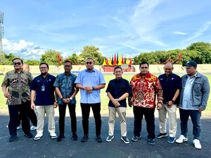 Cek Stadion Haji Agus Salim, Andre Rosiade: Harapannya November Udah Bagus
