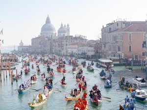Venesia Perpanjang Pajak Turis Hingga 2025, tapi Overtourism Tak Berkurang