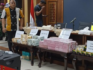 Makelar Kasus Ronald Tannur Simpan Rp 915 M di Brankas Dekat Kasur