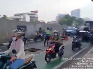 Hati-hati! Tutup Gorong-gorong di MT Haryono Jaksel Arah Semanggi Hilang