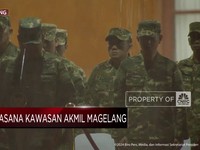 Video: Prabowo Terobos Hujan, Pimpin Upacara Parade Senja