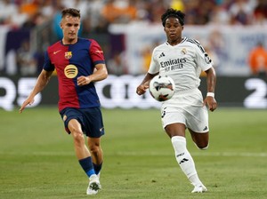 Real Madrid Vs Barcelona: Superioritas El Real