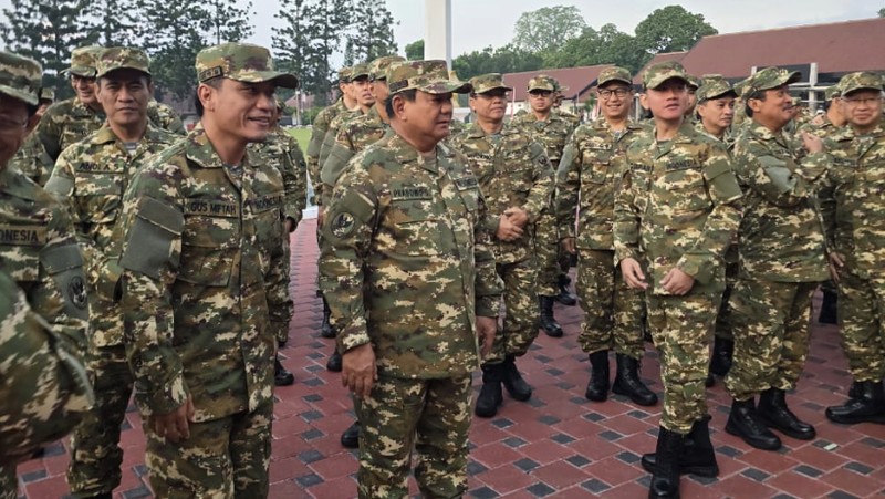 Seluruh menteri dan wakil menteri Anggota Kabinet Merah Putih mulai menjalani pembekalan  di Akademi Militer Magelang, Jawa Tengah hari ini, Jumat (25/10/2024). (Dok: Biro Komunikasi Kepresidenan)