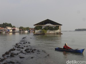 DPRD Jabar Soroti Dampak Rencana Tanggul Laut Raksasa di Pantura