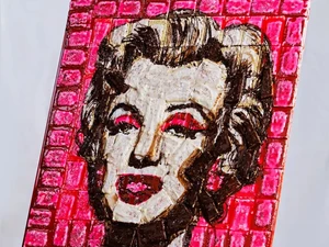 Unik! Seniman Ini Membuat Lukisan Marilyn Monroe Pakai Pastry