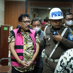 Zarof Ricar Timbun Harta Rp 1 Triliun di Rumah, PPATK Turun Tangan
