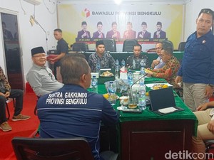 Bawaslu Nyatakan Laporan Dugaan Money Politic Rohidin Mersyah Tak Penuhi Syarat