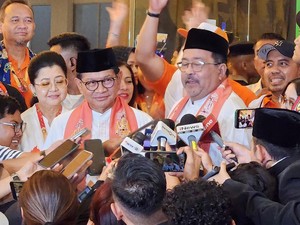 Pramono Sempat Ingatkan Rano Karno Sabar Saat Diserang dalam Debat
