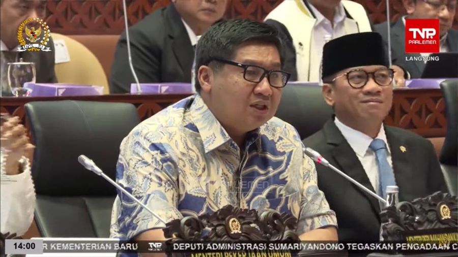 Menteri Perumahan dan Kawasan Permukiman Maruarar Sirait saat rapat kerja dengan Komisi V DPR RI, Selasa (29/10/2024). (Tangkapan layar Youtube Komisi V DPR RI Channel)