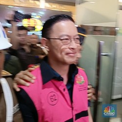 Respons Eks Capres dan Cawapres Soal Status Tersangka Tom Lembong