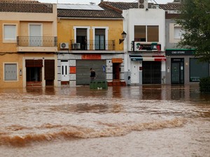 Banjir Besar Menerjang, Valencia Vs Real Madrid Terancam Diundur
