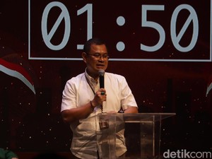 Atasi Sampah, Arfi Janjikan Insentif bagi Petugas Kebersihan