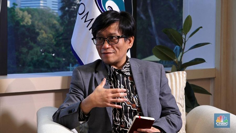 Direktur Jenderal Aplikasi & informatika KOMDIGI, Hokky Situngkir dalam Road To CNBC Indonesia Awards 2024, Jakarta, Rabu (30/10/2024). (CNBC Indonesia TV)