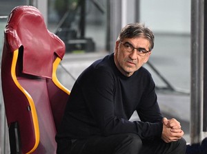 Diisukan Akan Dipecat Roma, Ivan Juric Santai Saja