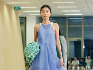 7 Warna Baju yang Bikin Kulit Terlihat Lebih Cerah dan Segar